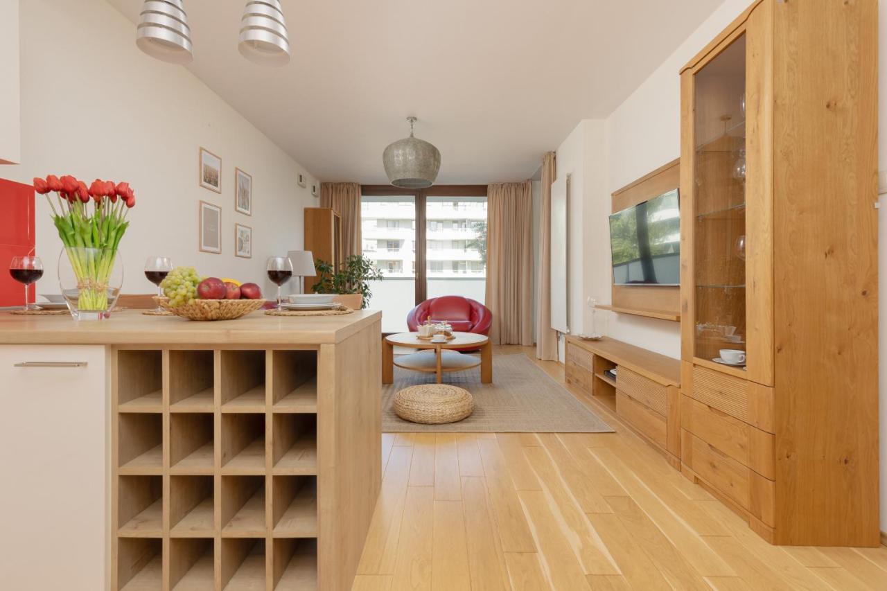 Osiedle Intenso Warszawa Wola By Noclegi Renters Exterior photo